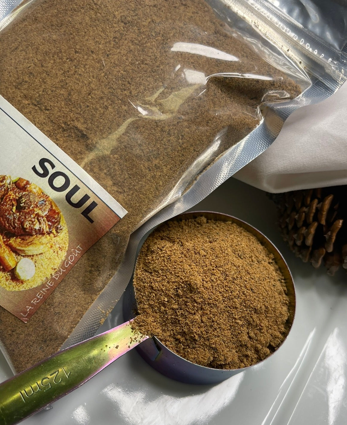 Fermented Locust Bean Grounded (Iru / Dawadawa) – 8 oz (227 g)